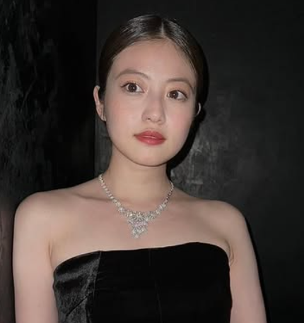 今田美桜は整形豊胸?昔の画像やスリーサイズやカップなどwikiプロフィール!