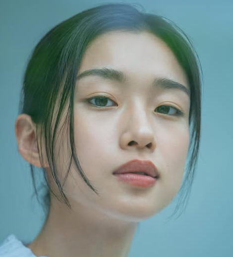 河合優実の写真集はある?最新の未公開カットや雑誌グラビアを徹底解説